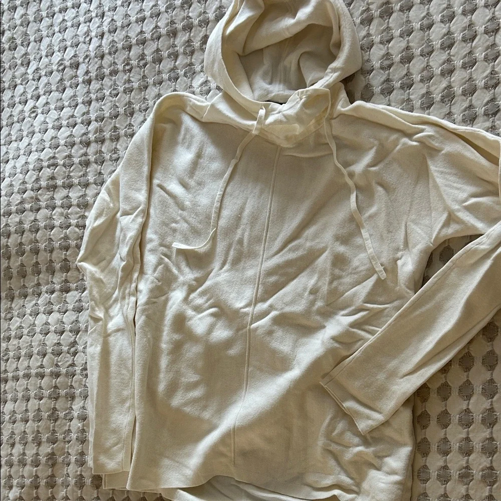 Banana Republic Cream Track Suit - Picture 3 of 10